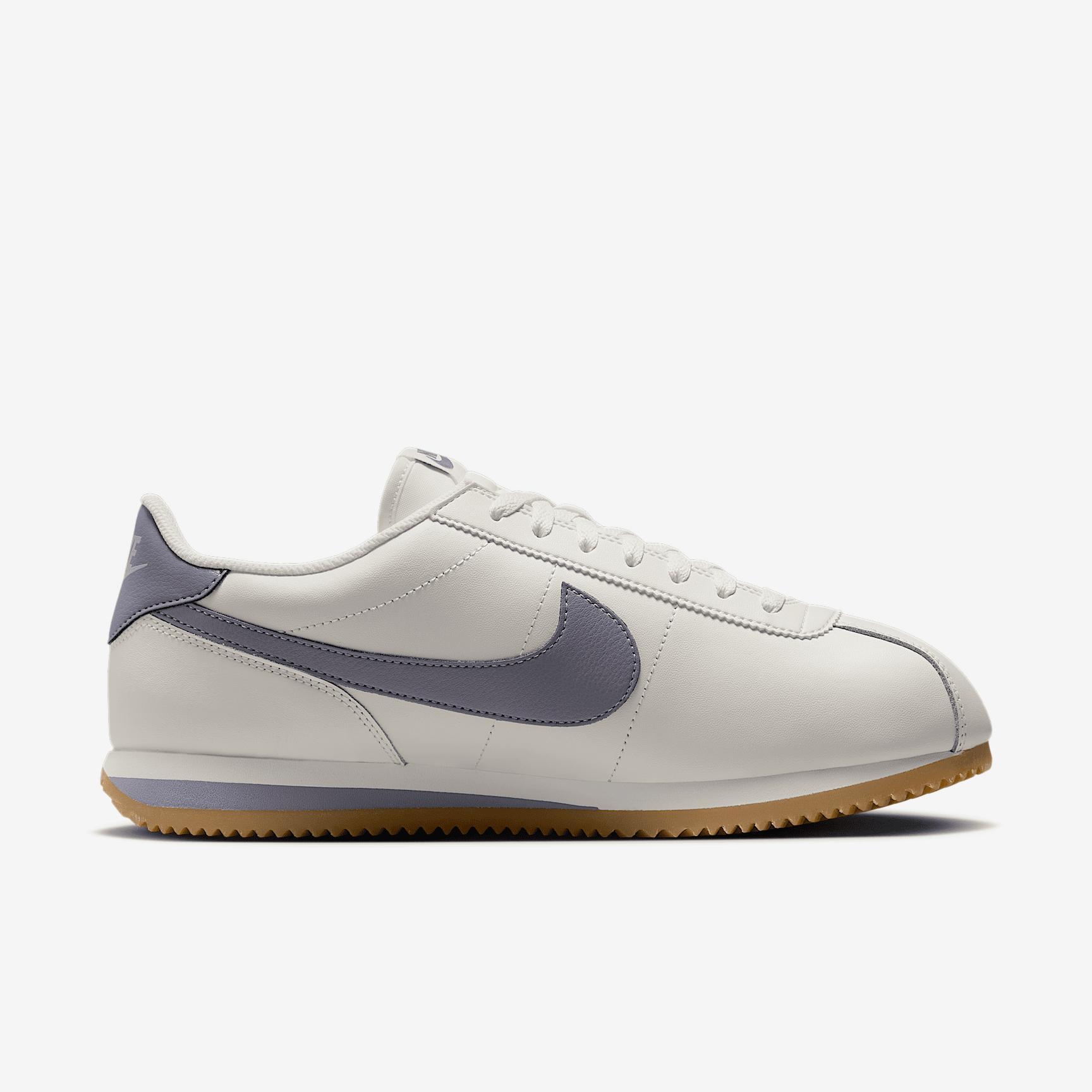 Nike Men's Cortez Leather Shoes Product Image