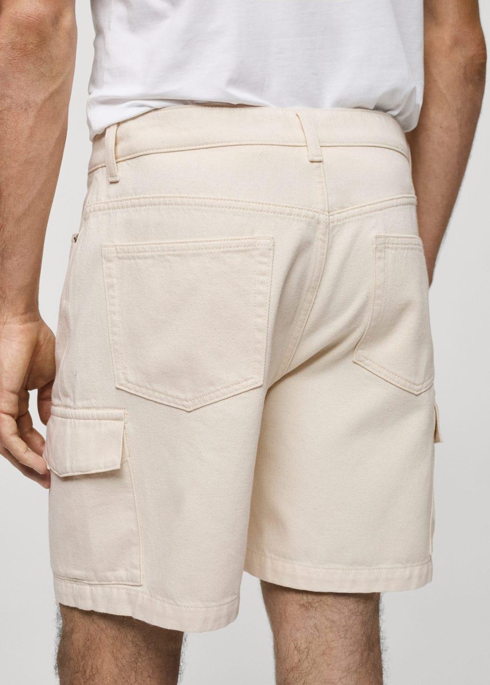Denim cotton cargo shorts - Men | MANGO USA Product Image