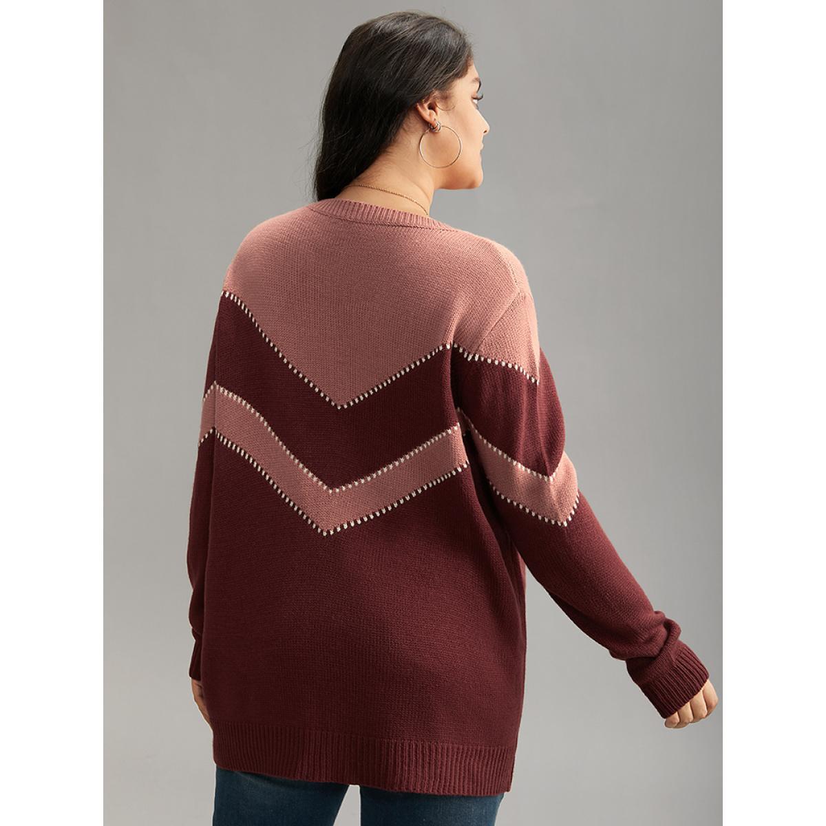 Plus Size Colorblock Contrast Round Neck Pullover Burgundy Women Casual Loose Long Sleeve Round Neck Dailywear Pullovers BloomChic 26/4X Product Image