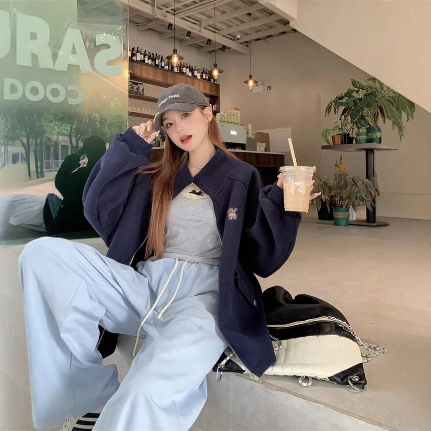 Long Sleeve Bear Print Fleeced Loose-Fit Zip-Up Jacket Product Image