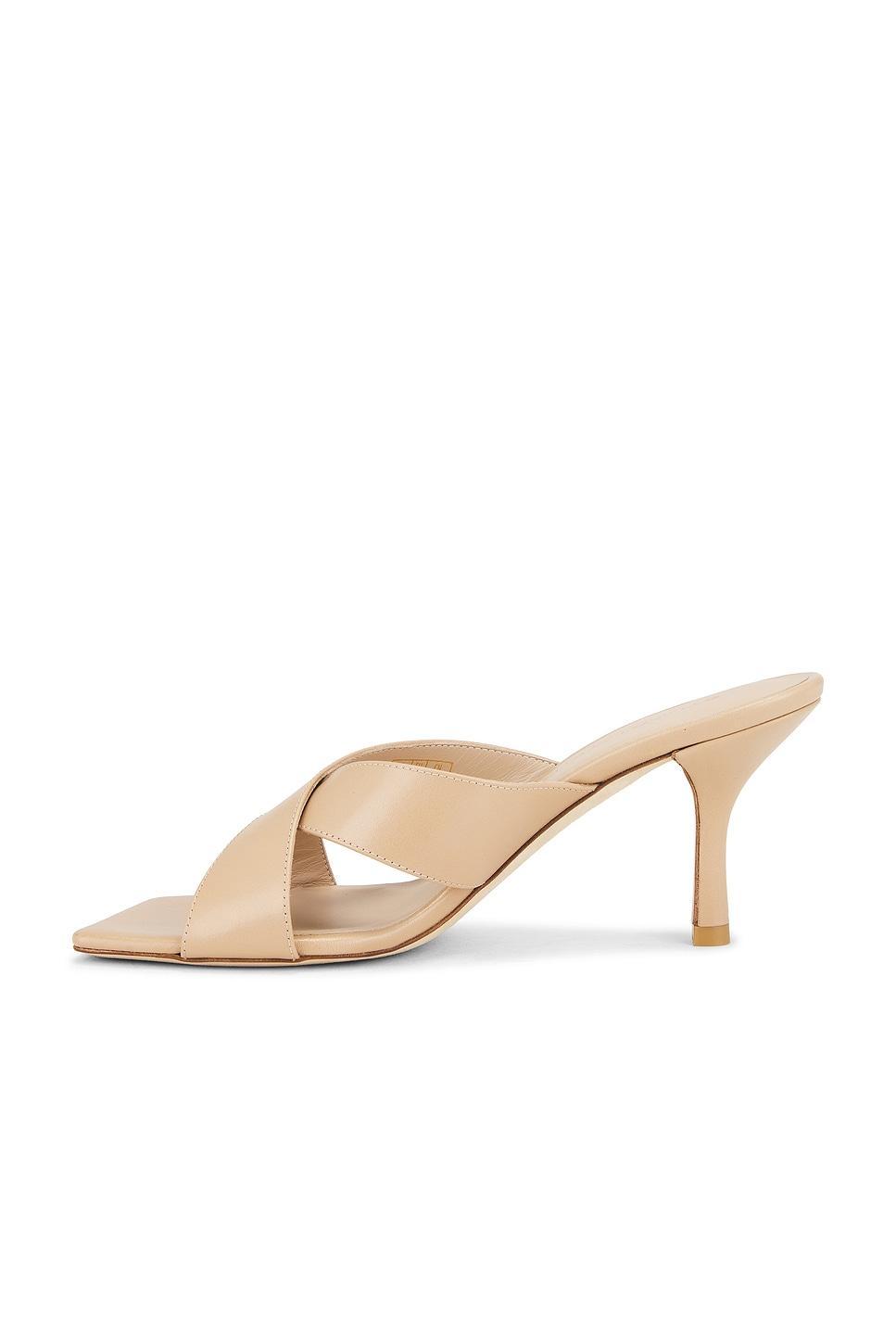 Dayna Slide 75 Stuart Weitzman Product Image