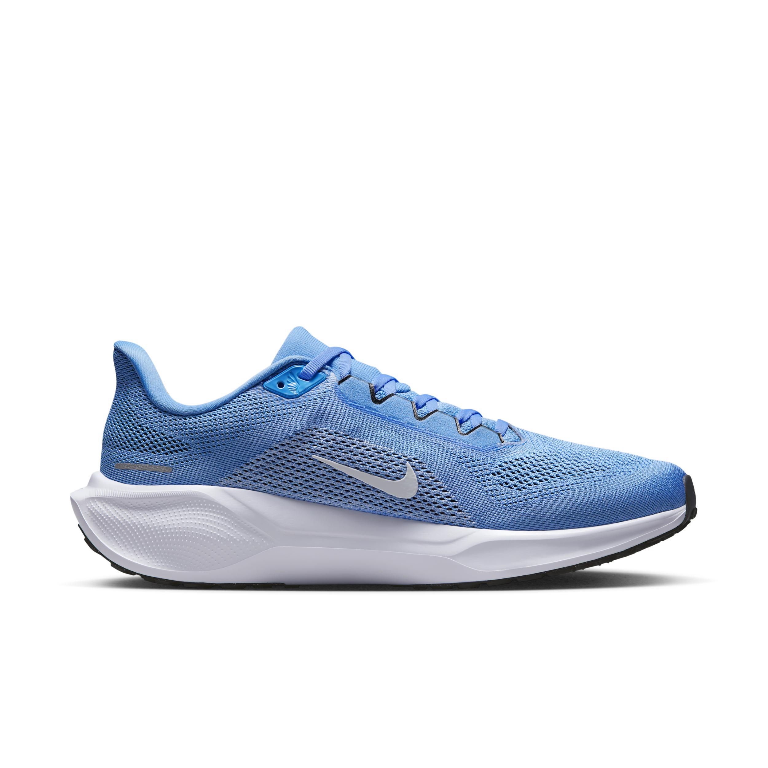 UNC Pegasus 41 Nike Men's College Road Running Shoes Product Image