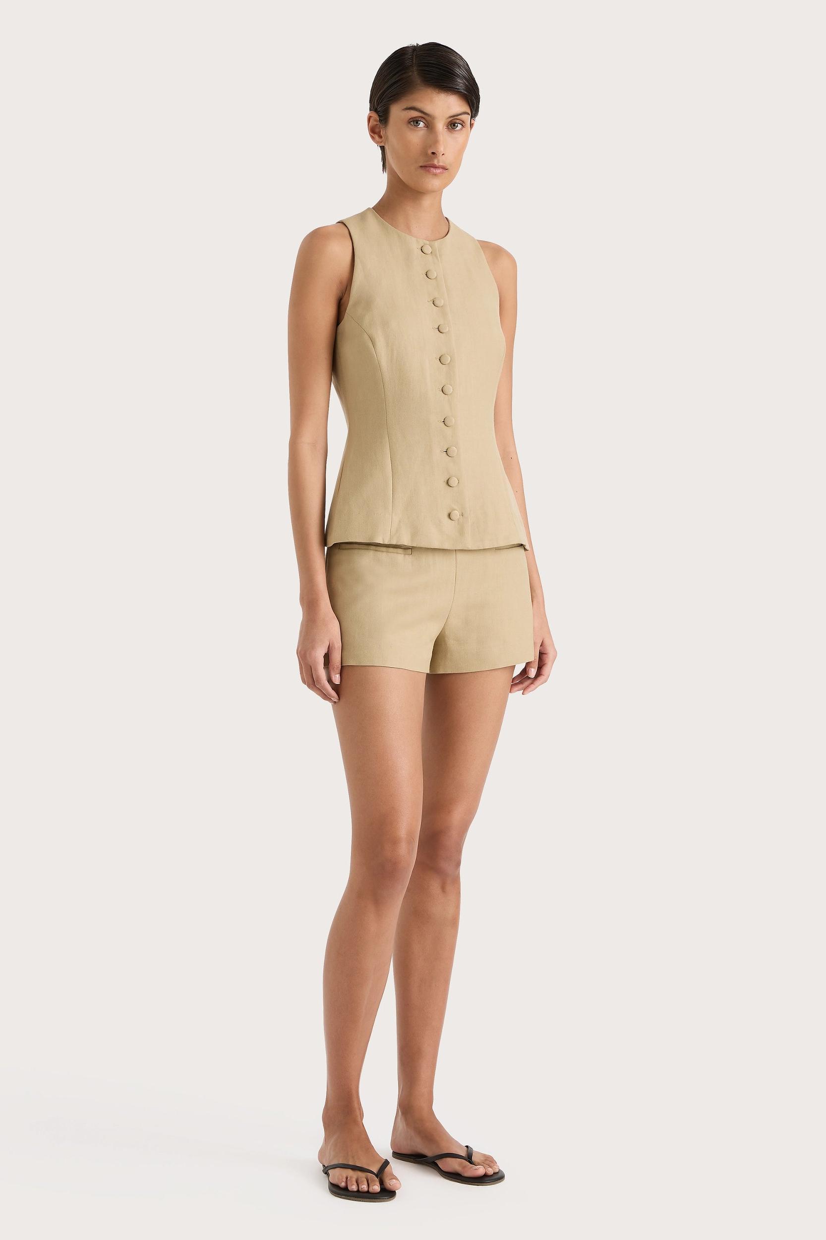 Eveline Vest Caramel Product Image
