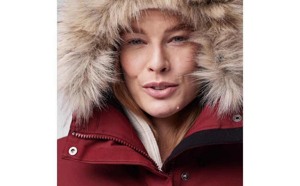 Nuuk Lite Parka W Product Image