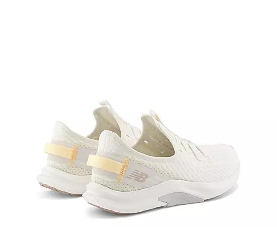 New Balance DynaSoft Nergize Sport V2 Womens Shoes Product Image