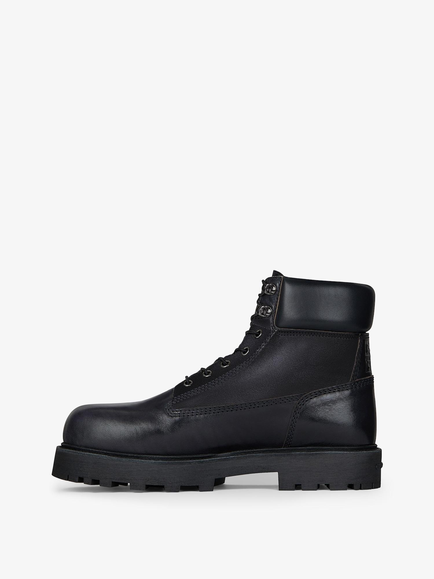 Show ankle workboots in shiny leather Product Image