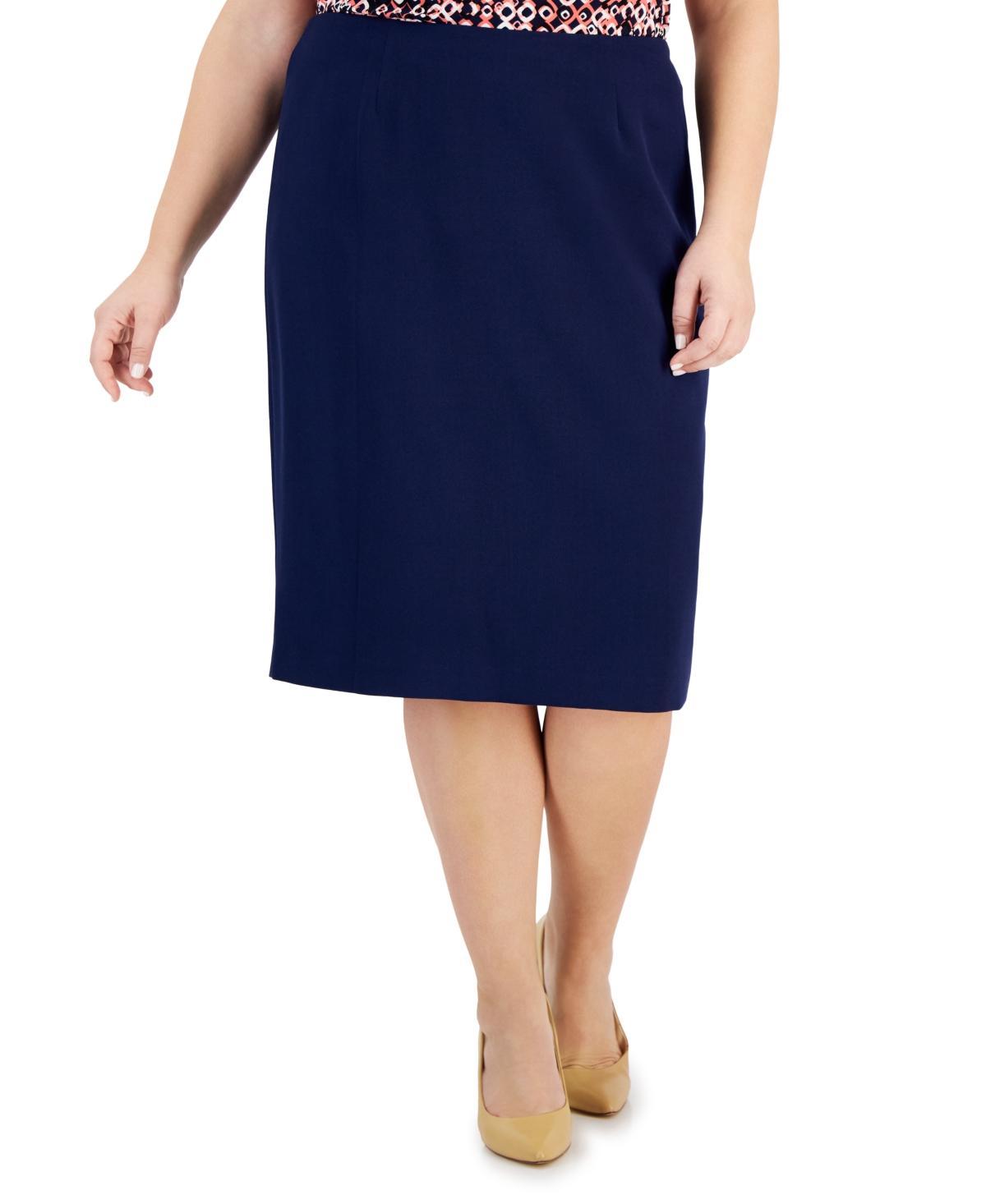 Kasper Plus Size Stretch Crepe Skimmer Skirt Product Image