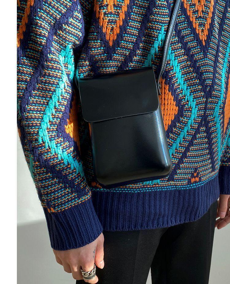 Plain Flap Crossbody Phone Pouch Product Image