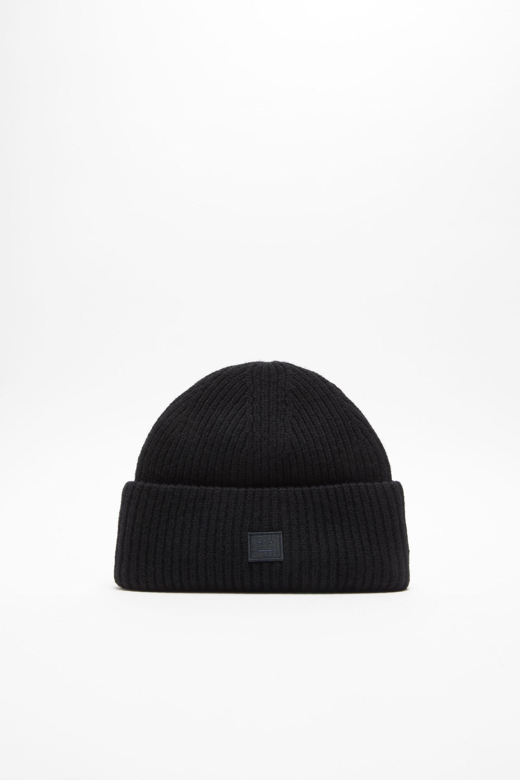 Small face logo beanie Product Image