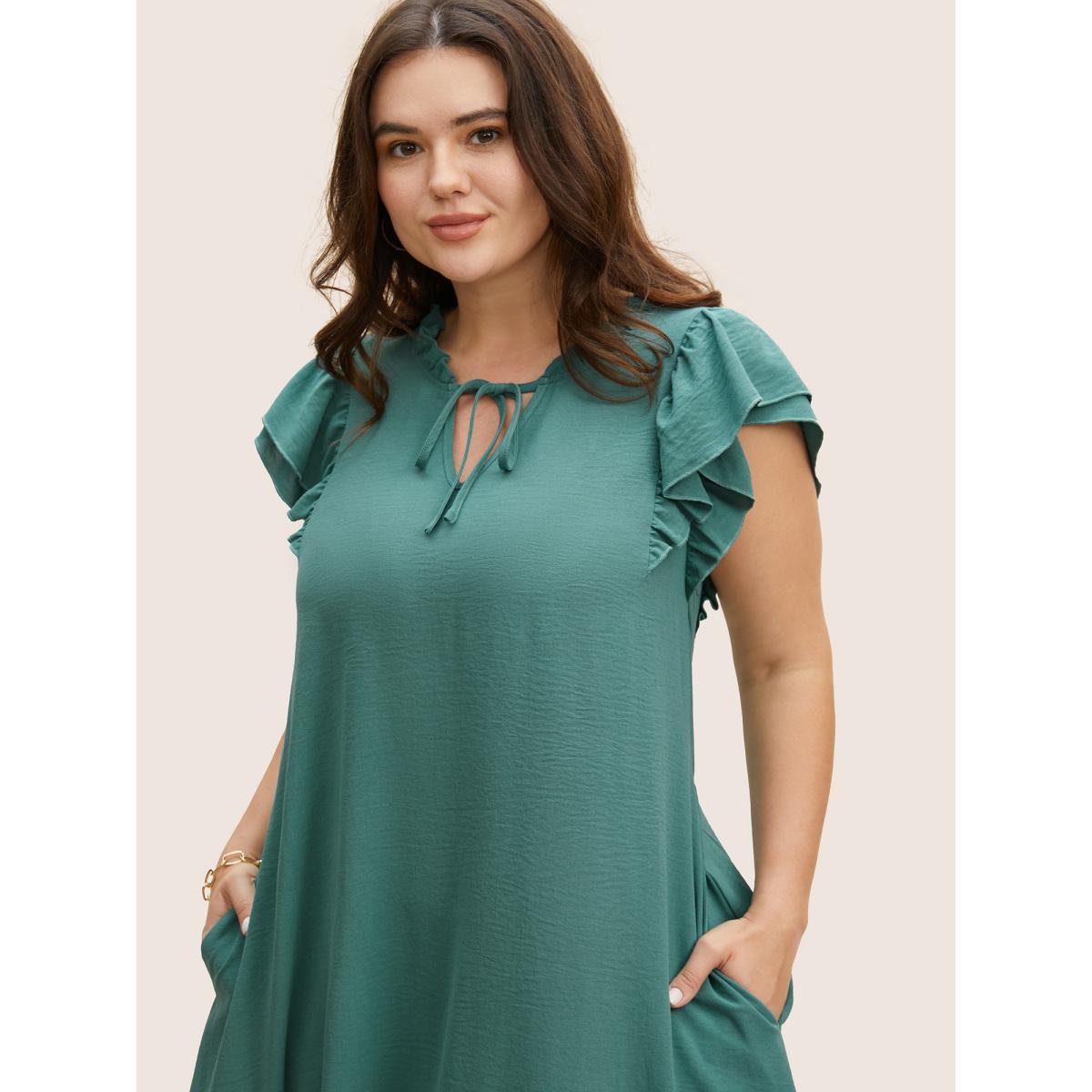 Plus Size Solid Tiered Ruffles Tie Knot Midi Dress Emerald Women Casual Tie knot Notched collar Cap Sleeve Curvy BloomChic 10/M Product Image
