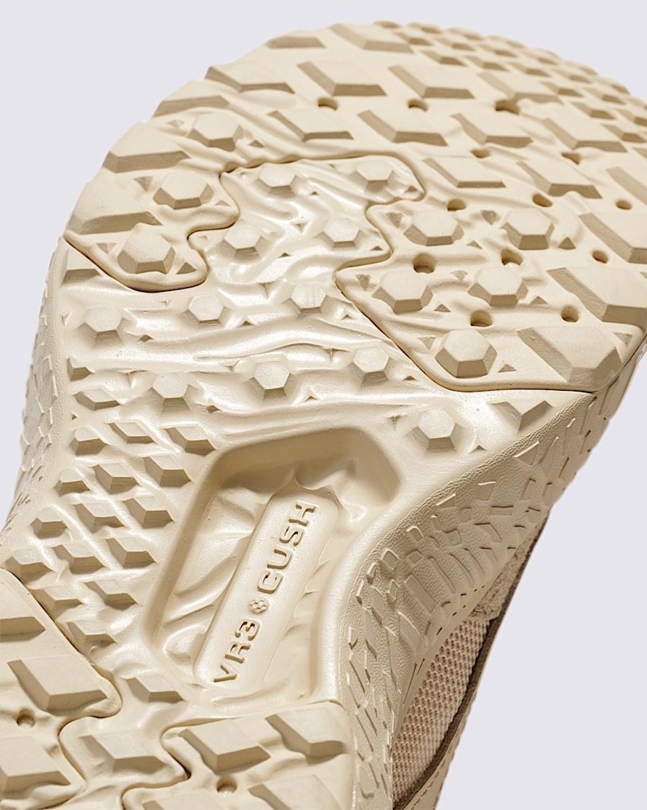 UltraRange Neo VR3 Shoe in Cream Beige| Vans US Product Image