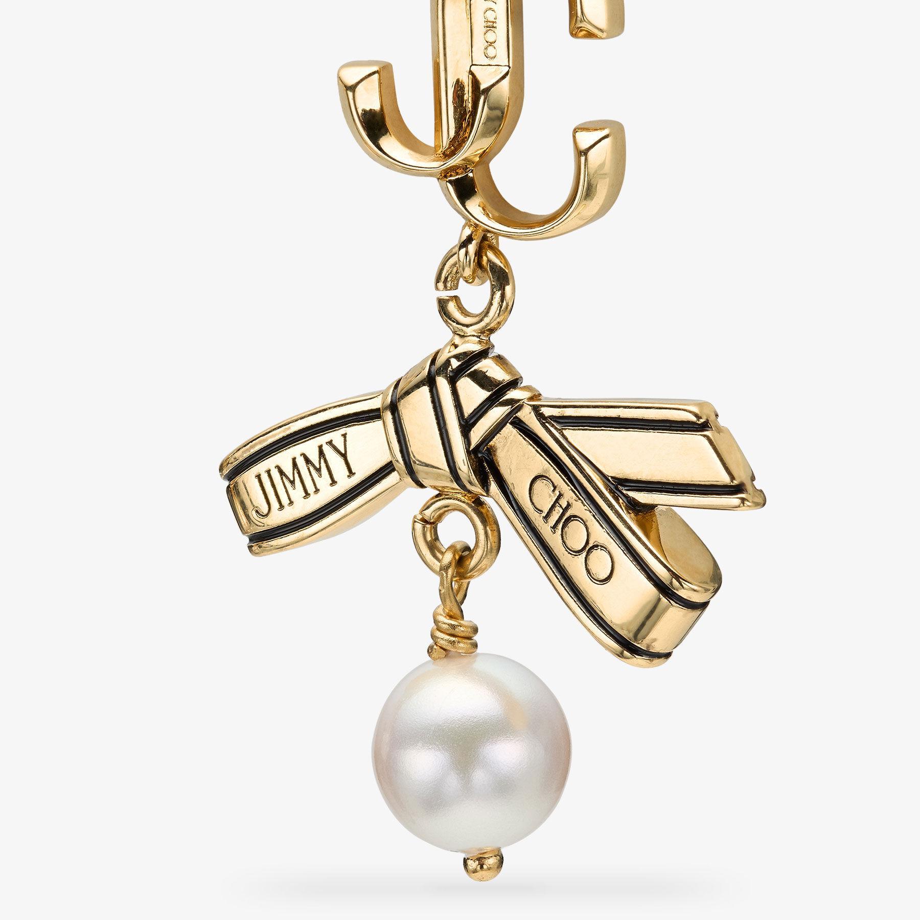 Ribbon Pearl Earring Product Image