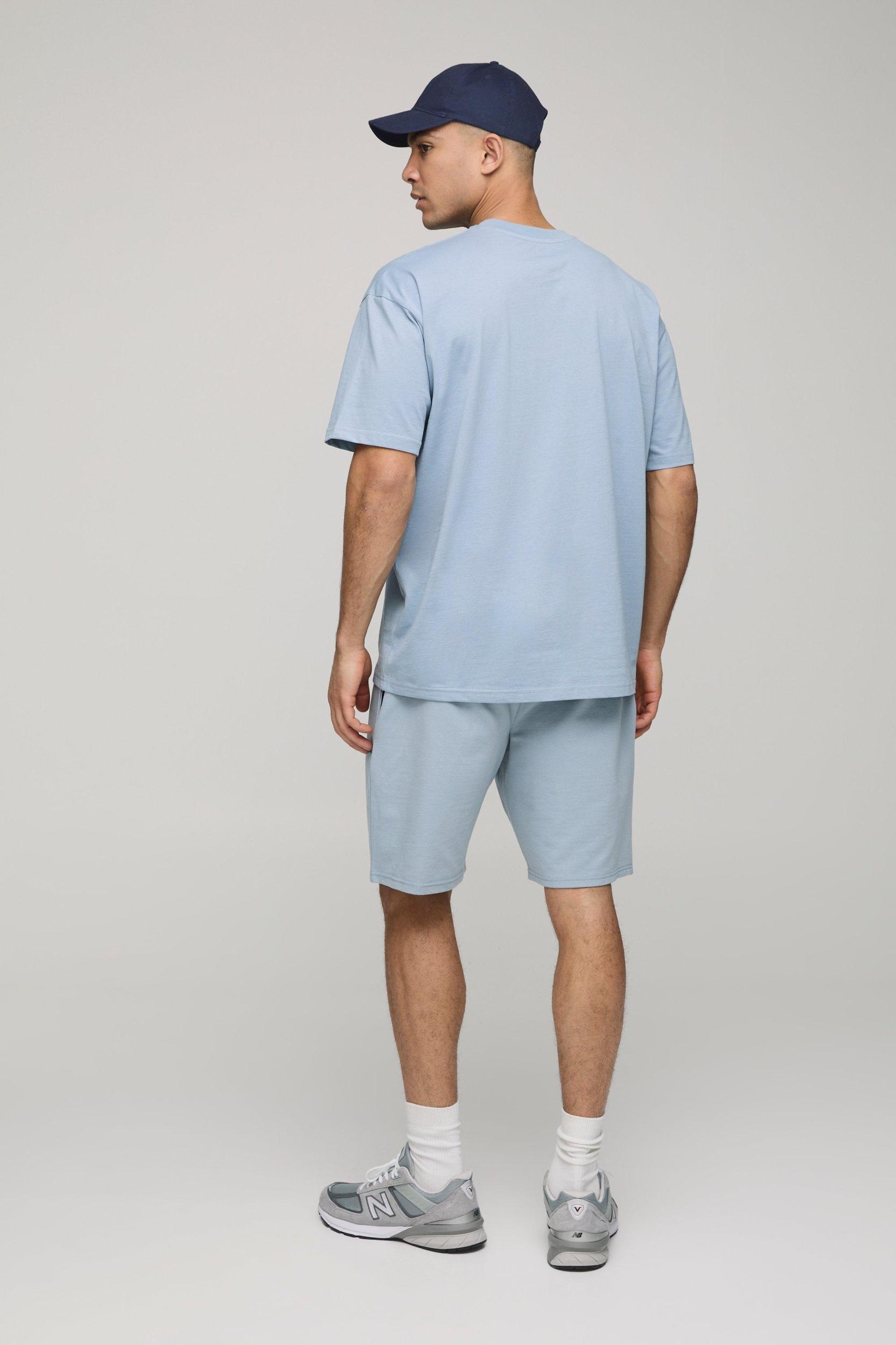 Oversized Basic Crew Neck T-shirt | boohooMAN USA Product Image