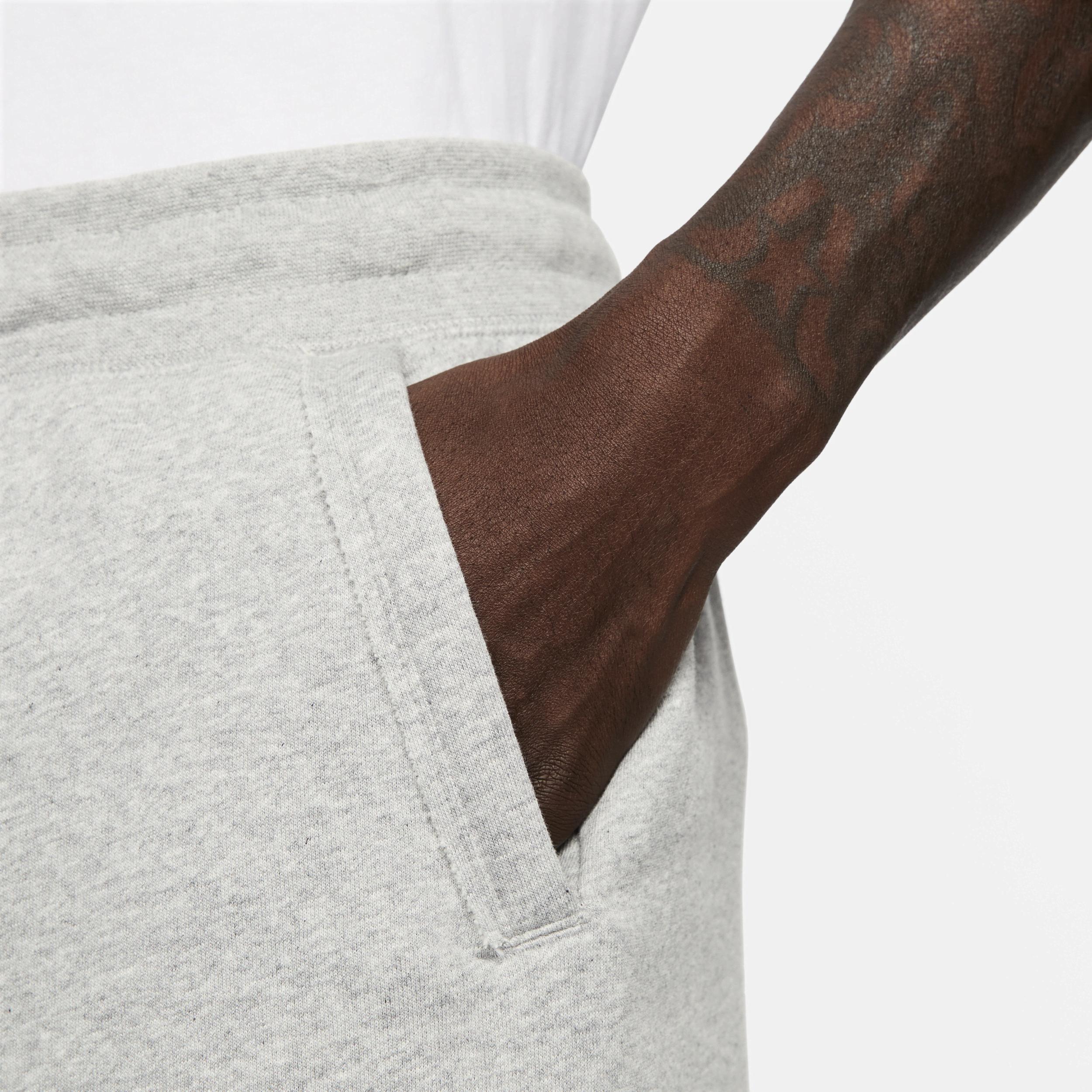 Nike Men's Club Alumni French Terry Shorts Product Image