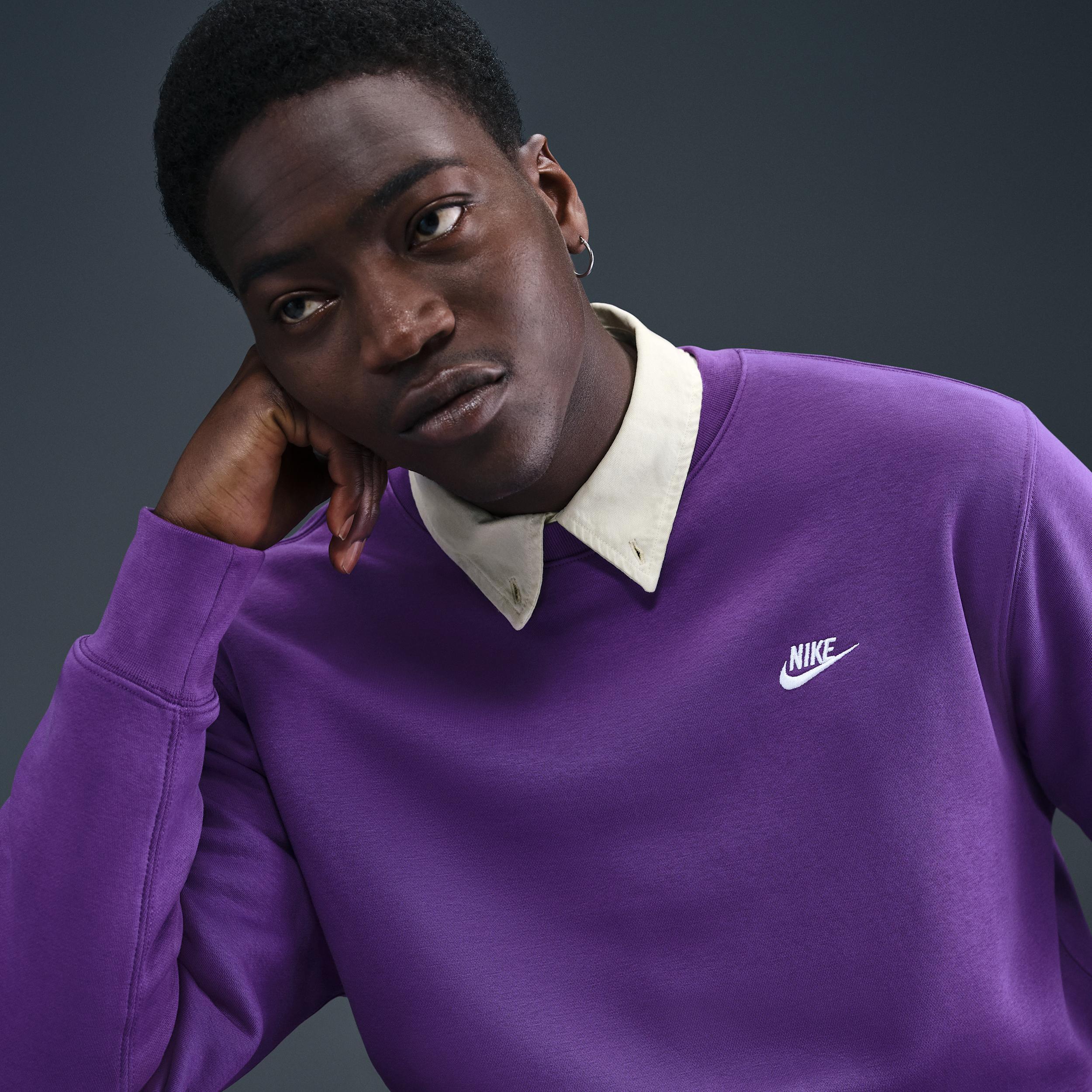 Nike Men's Club Fleece Crew Product Image