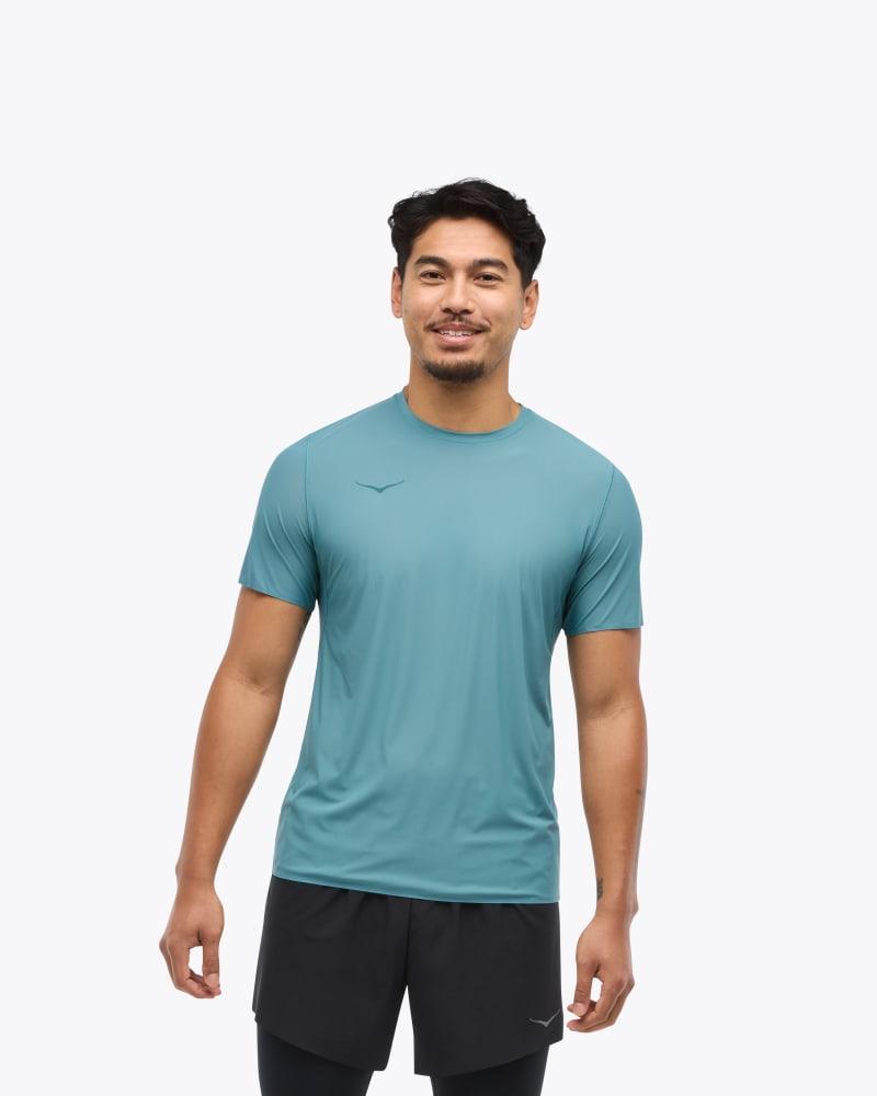 HOKA Men's Airolite Run Short Sleeve Shirt in Mountain Fog, Size 3X Product Image