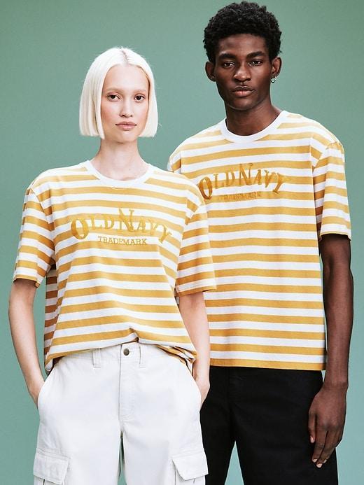 &apos;94 Logo T-Shirt Product Image