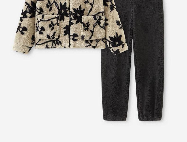Floral Fleece Pajama Set Product Image