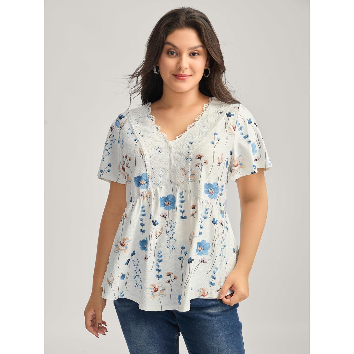 Plus Size Floral Lace-Trimmed Textured Babydoll Top Originalwhite Women V-neck Everyday-Elegant T-shirts BloomChic 18-20/2X Product Image