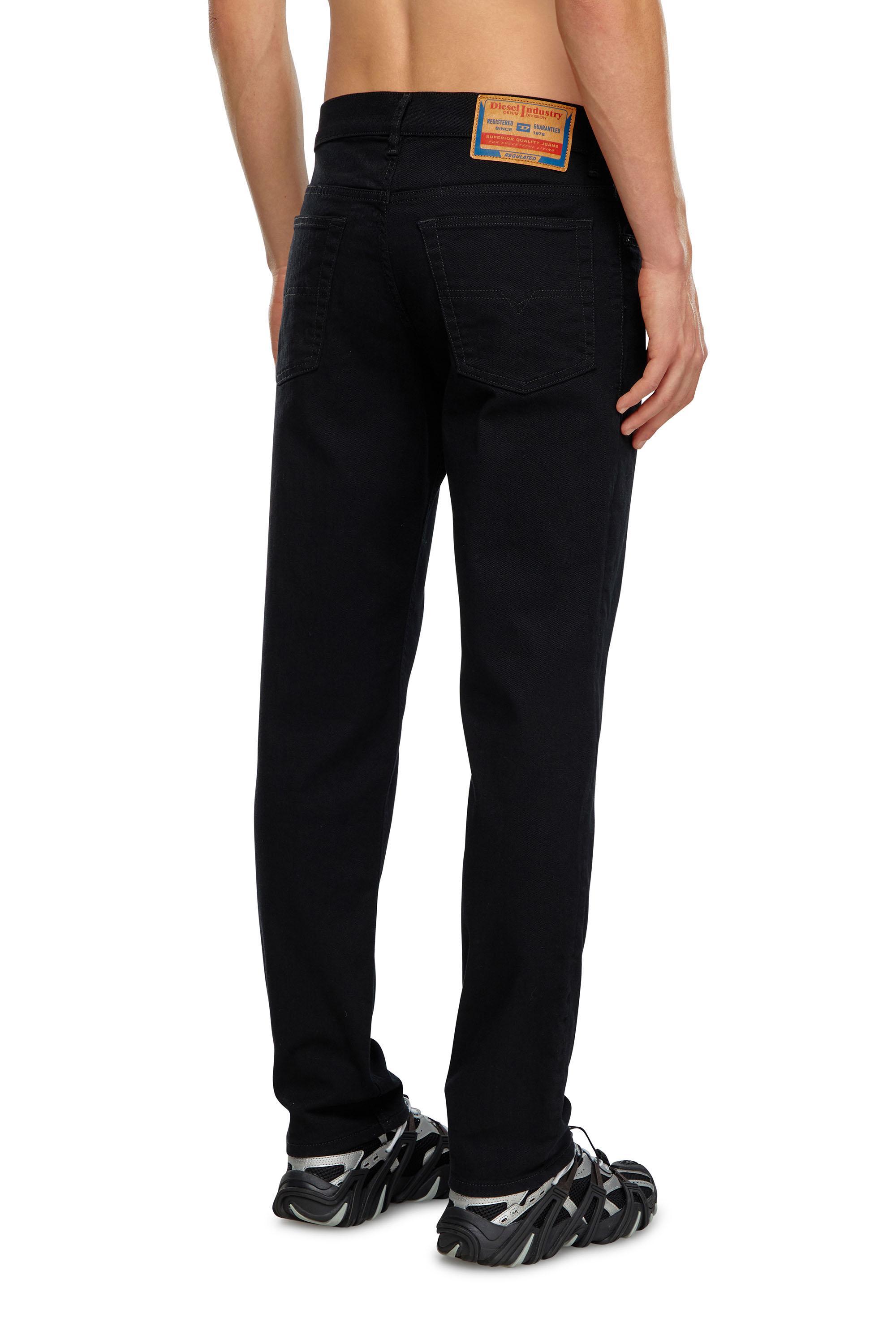 Regular Jeans 2023 D-Finitive 069YP Product Image