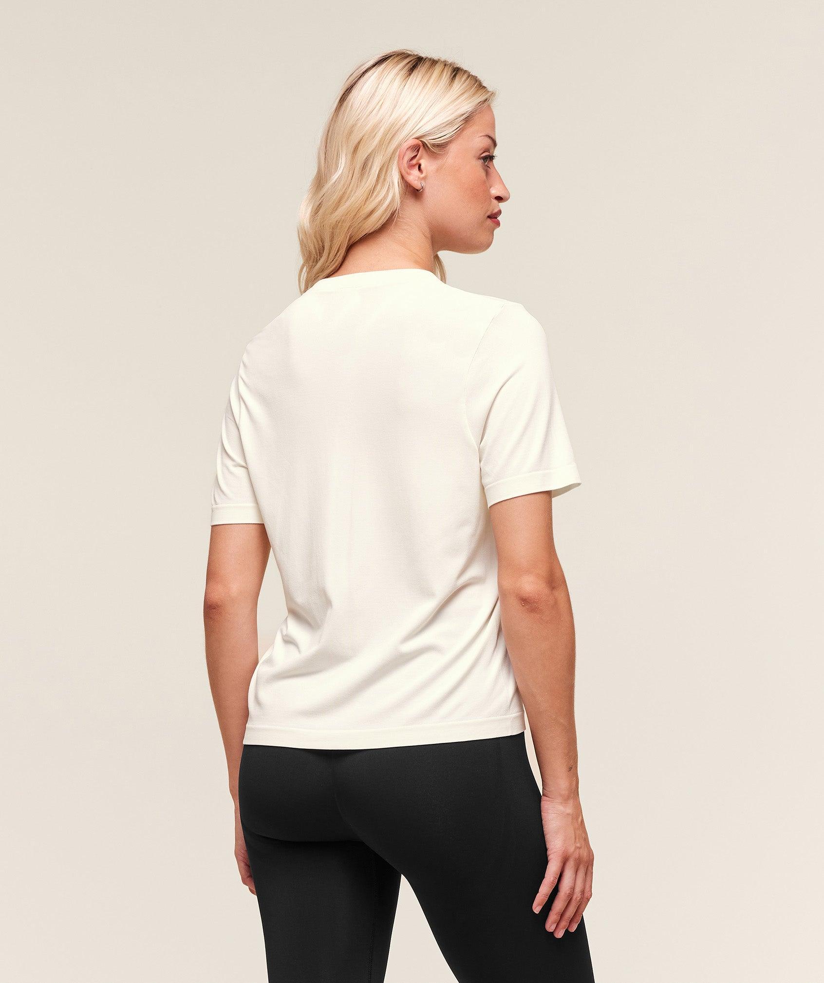 Everyday Seamless T-Shirt Product Image