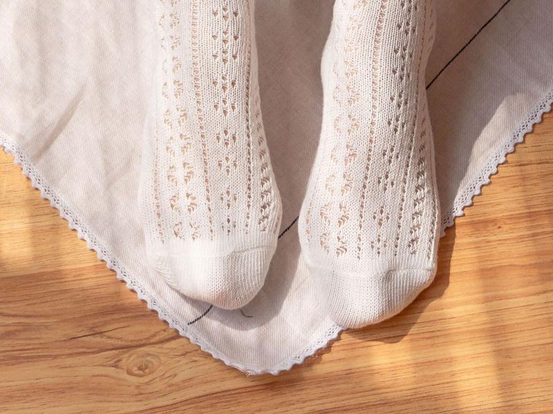 Lace Trim Pointelle Socks Product Image