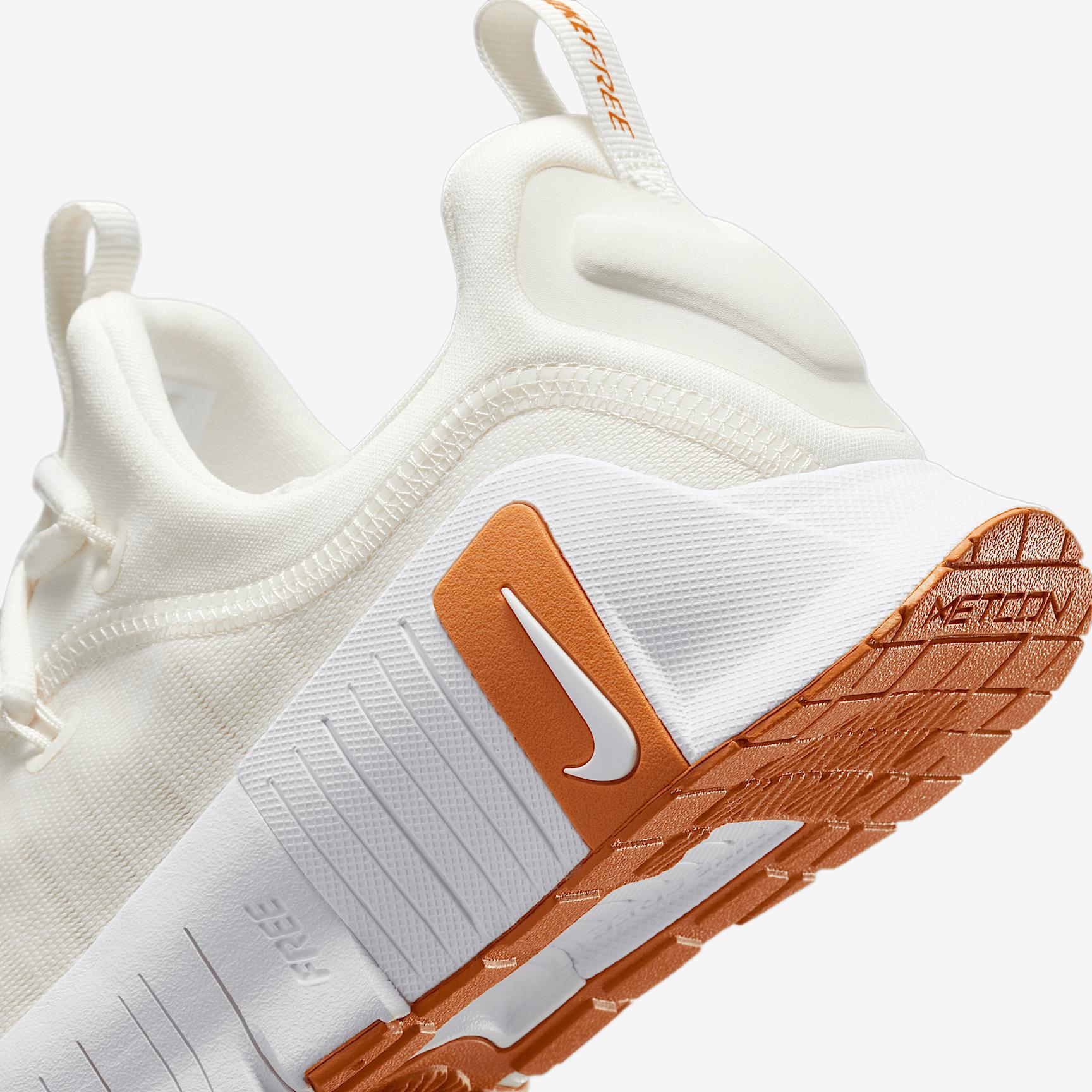 Nike Women's Free Metcon 6 Workout Shoes Product Image