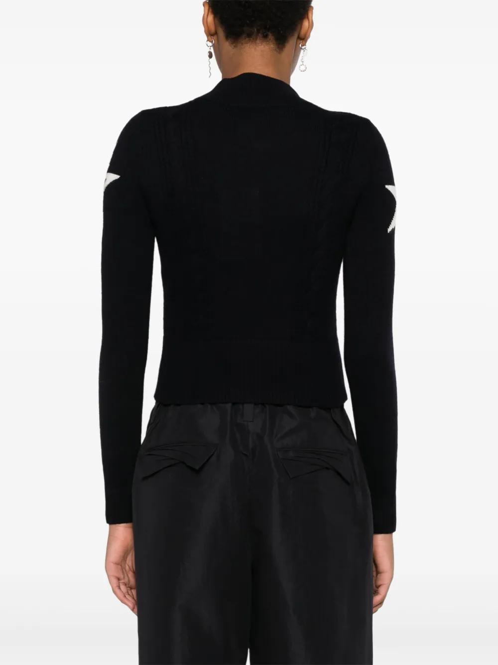 Cable sweater Product Image
