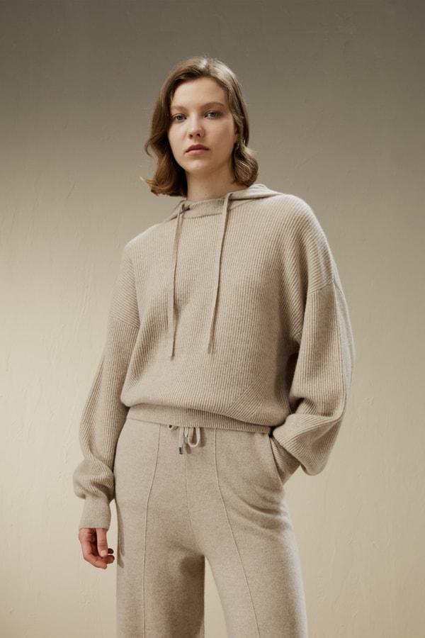 Eshe 2-in-1 Cashmere Detachable Hoodie Product Image