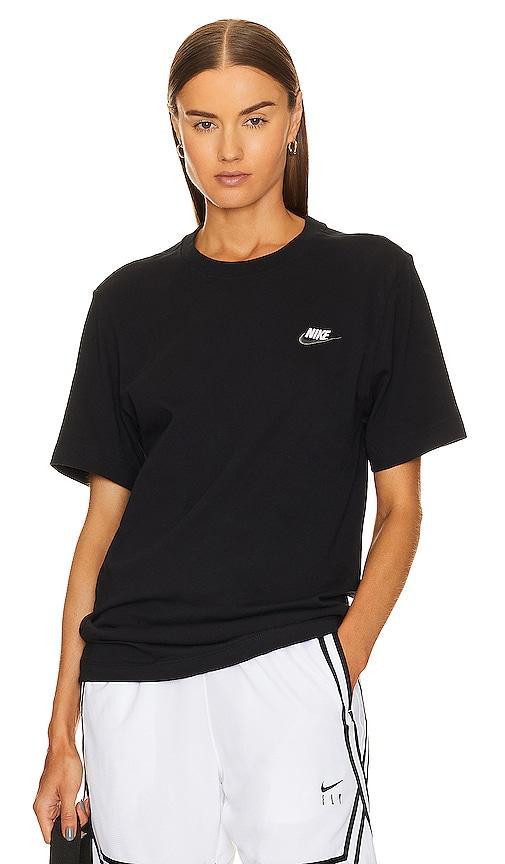 Nike Club unisex T-shirt Product Image