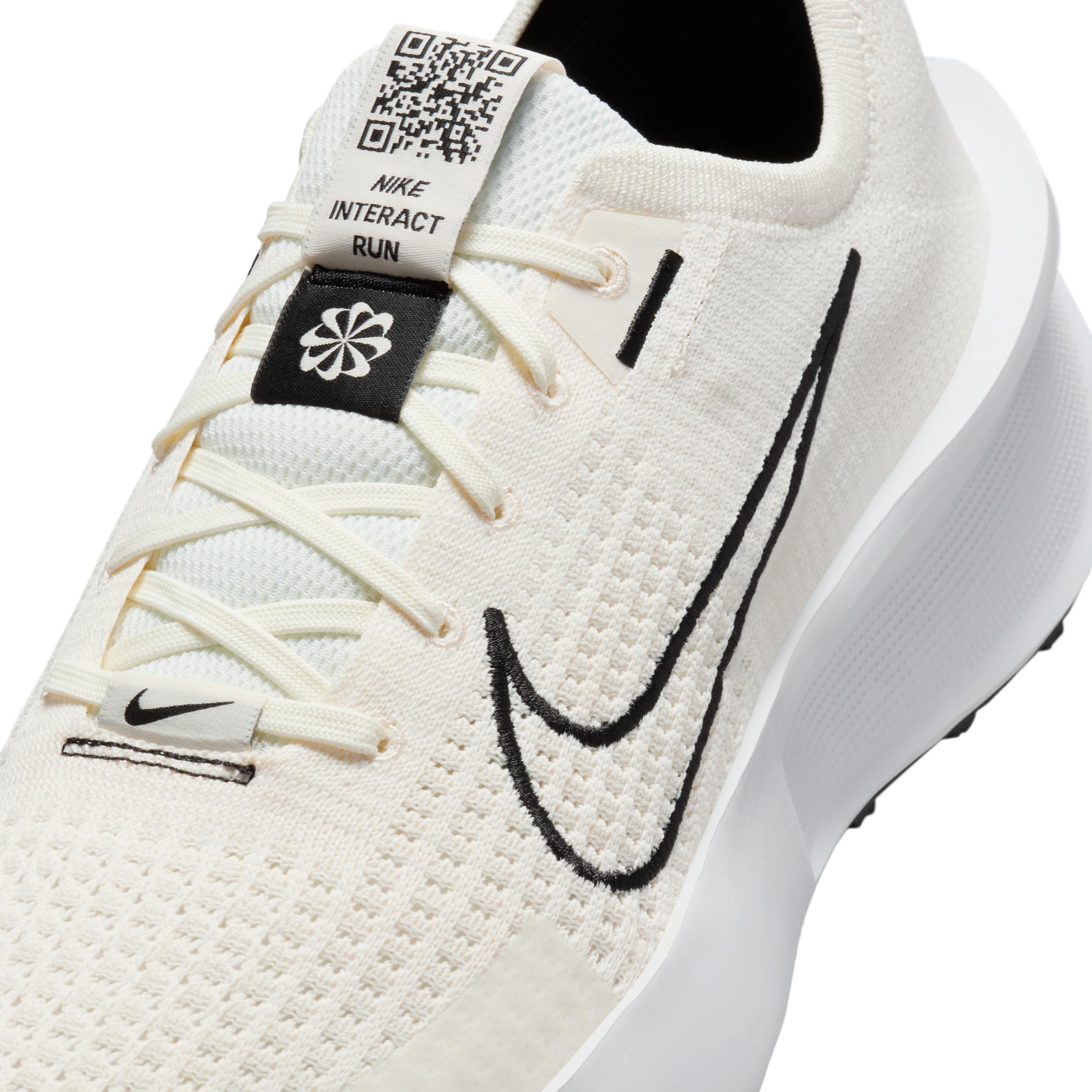 Nike Men's Interact Run Road Running Shoes Product Image
