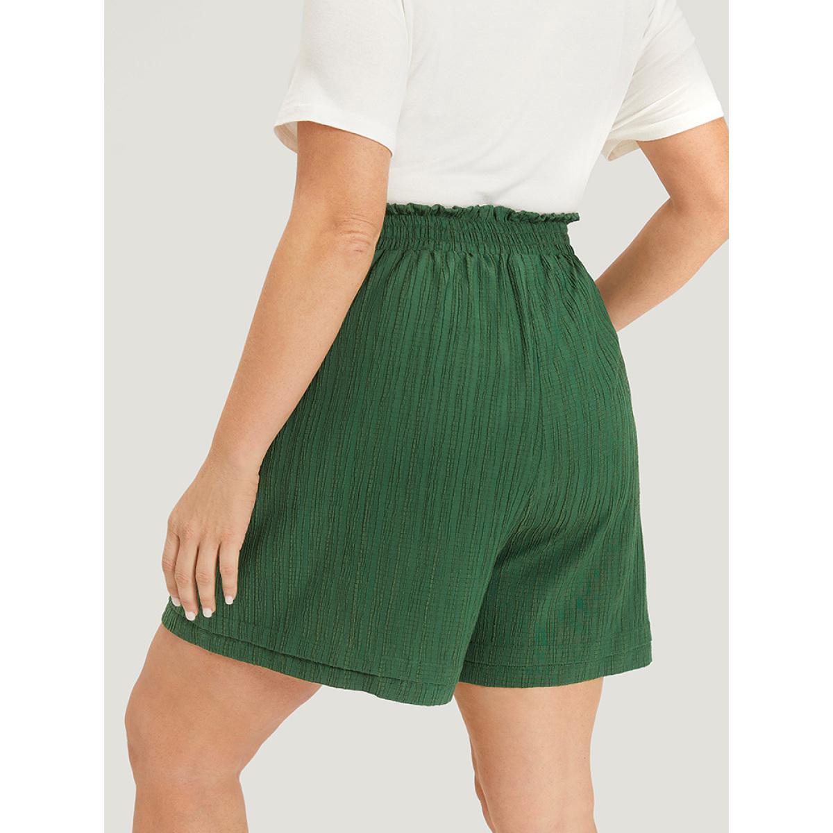 Plus Size Plisse Ties Pocket Paperbag Waist Layered Hem Shorts Women Green Casual Texture Dailywear Shorts BloomChic 26/4X Product Image