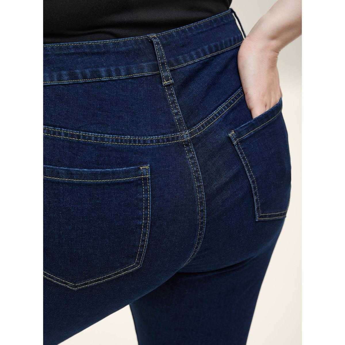 Plus Size Skinny-Fit Cropped Mid-Rise Jeans Women Darkindigo Medium stretch Slanted pocket Jeans BloomChic 30/6X Product Image