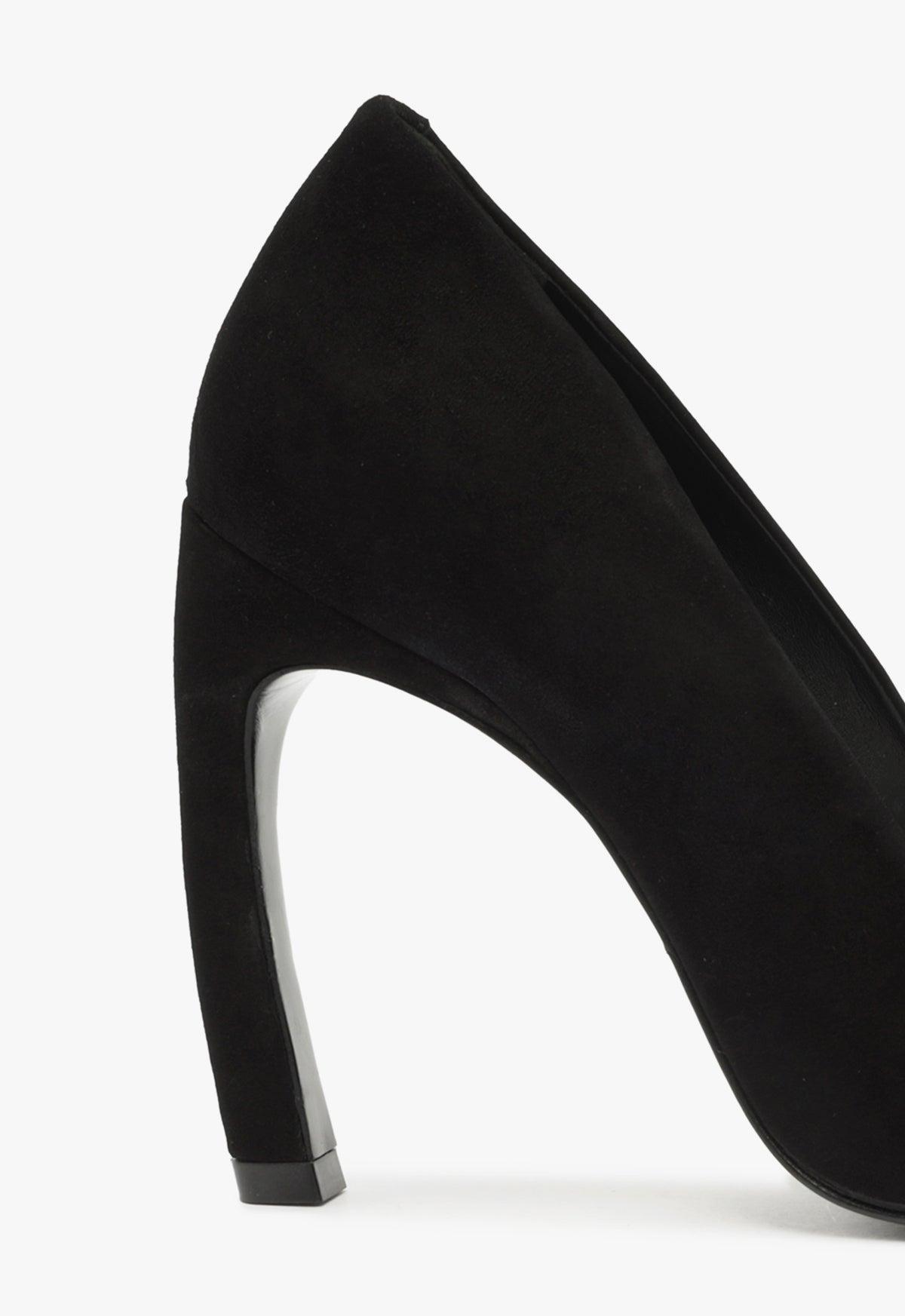 Lou Curve Pump Product Image