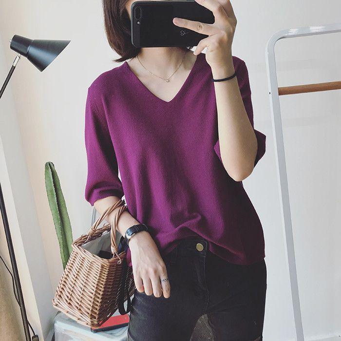 Elbow-Sleeve V-Neck Knit Top Product Image