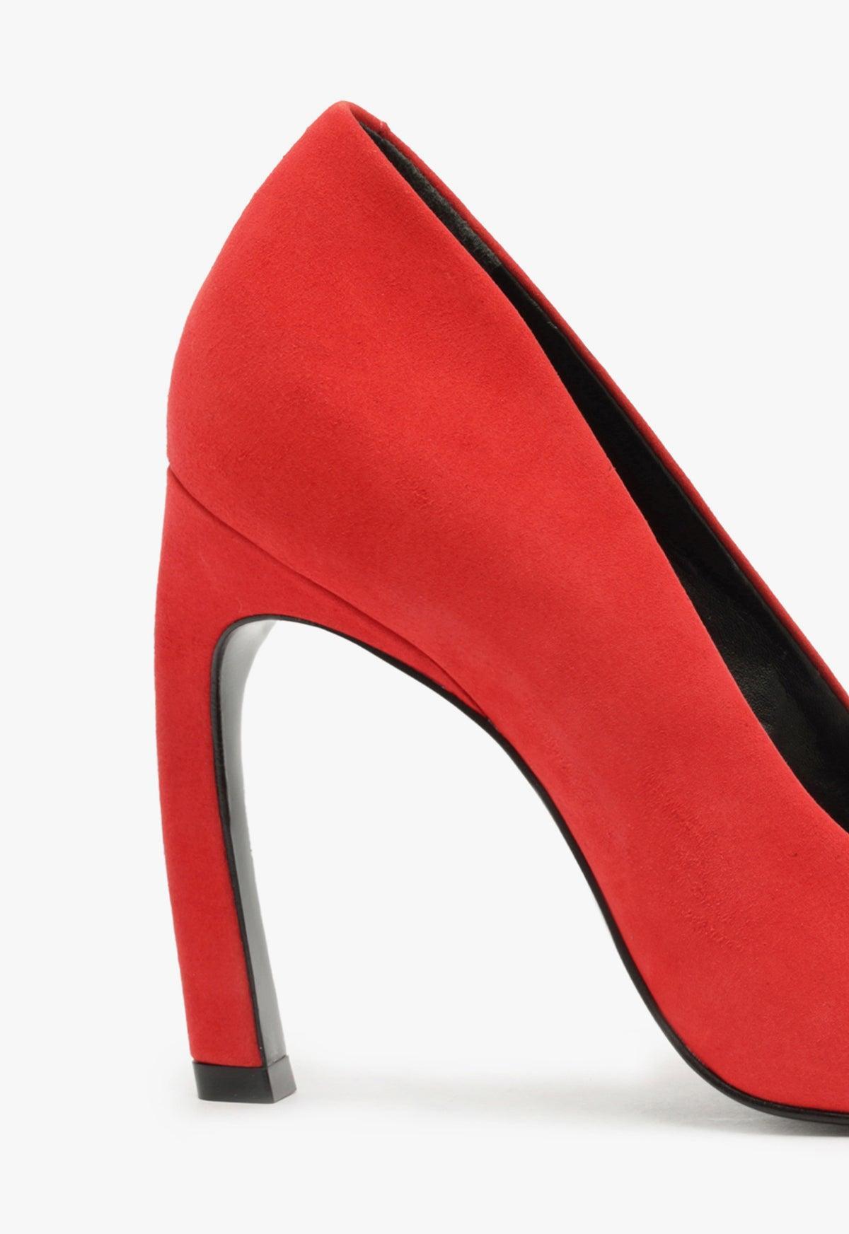 Lou Curve Pump Product Image