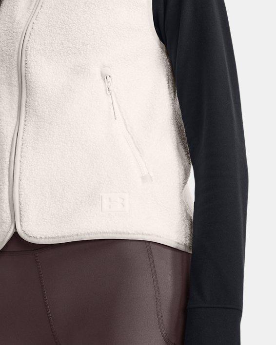 Women's UA Mission Vest Product Image