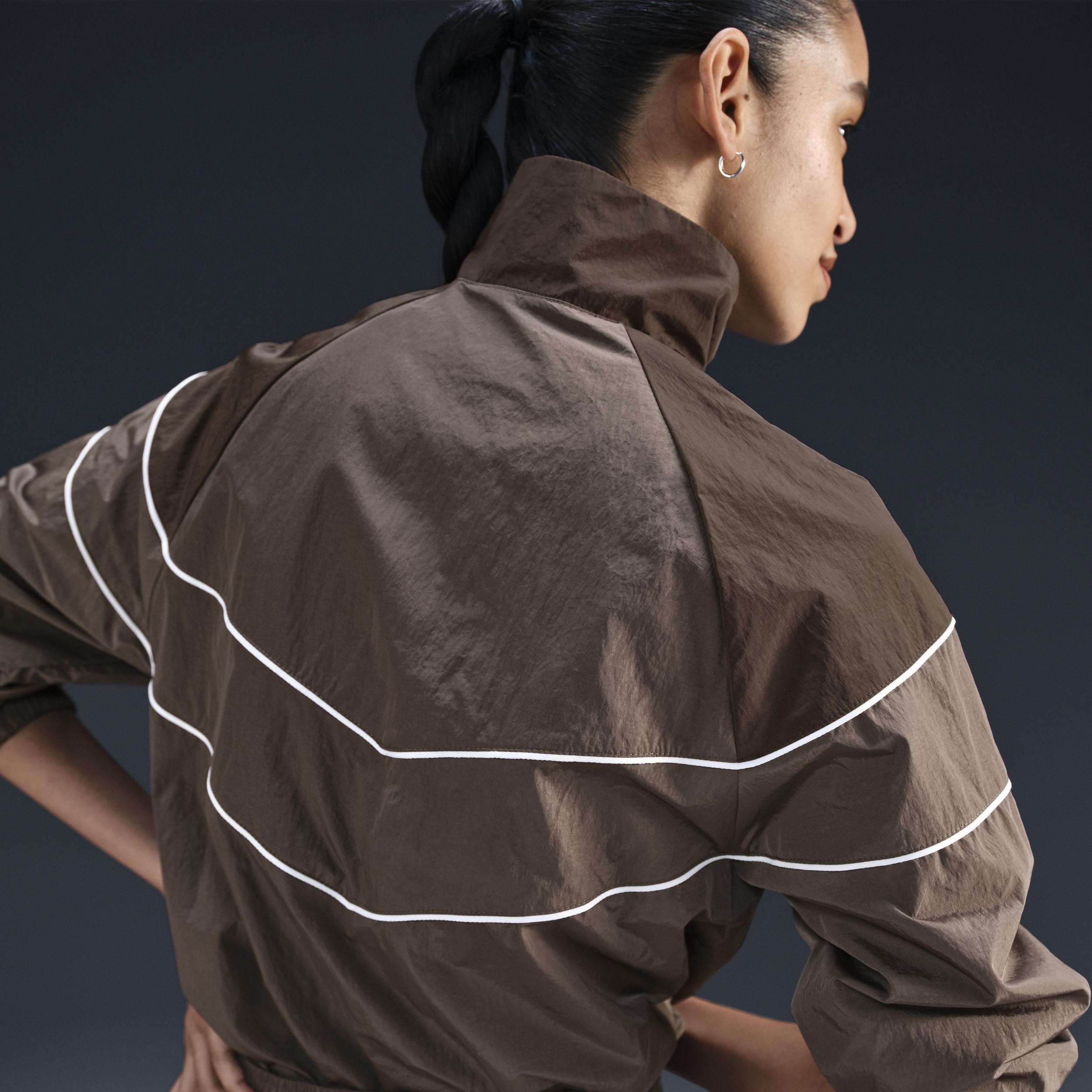 Nike Windrunner Women's Loose UV Woven Full-Zip Jacket Product Image