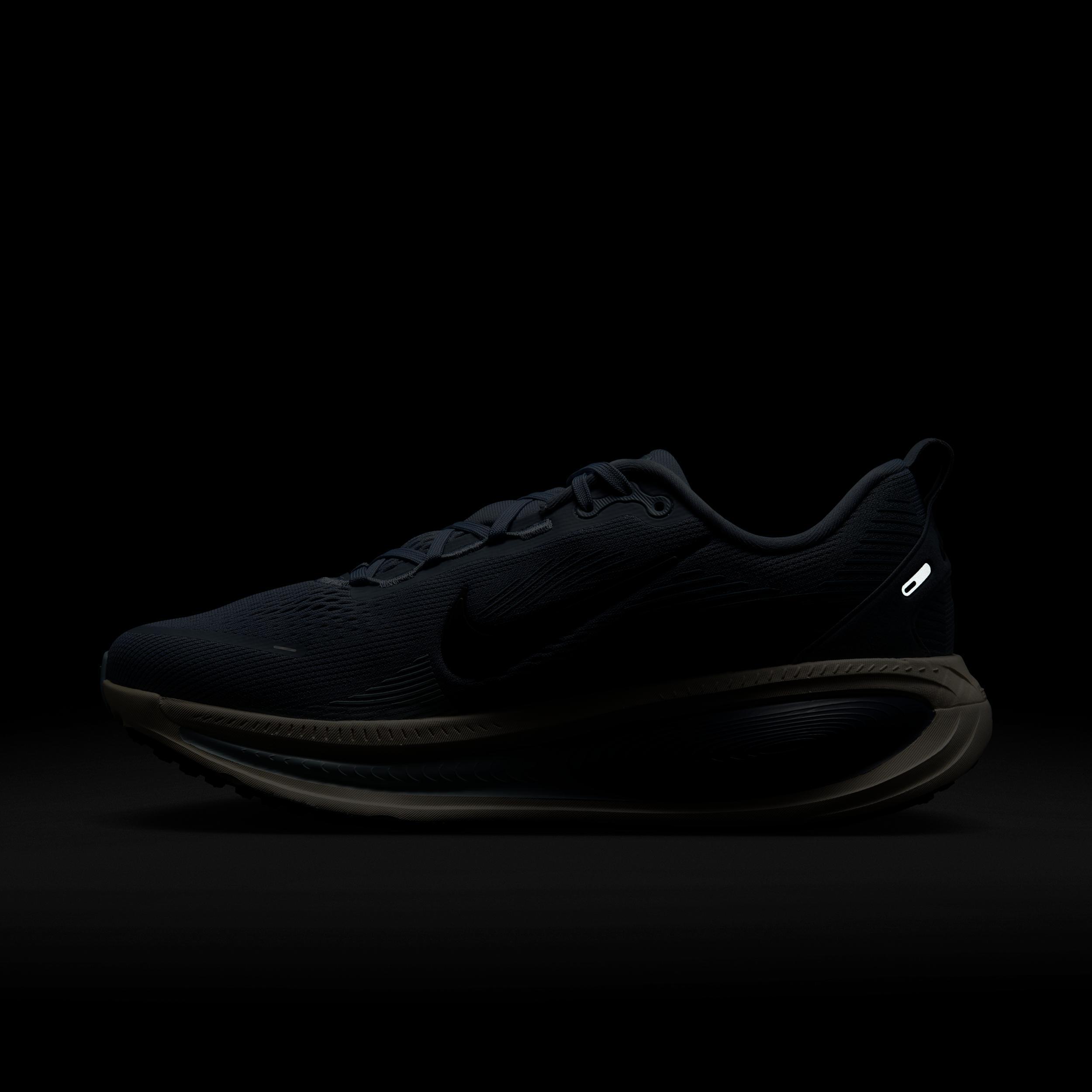 Nike Men's Vomero 18 Road Running Shoes Product Image