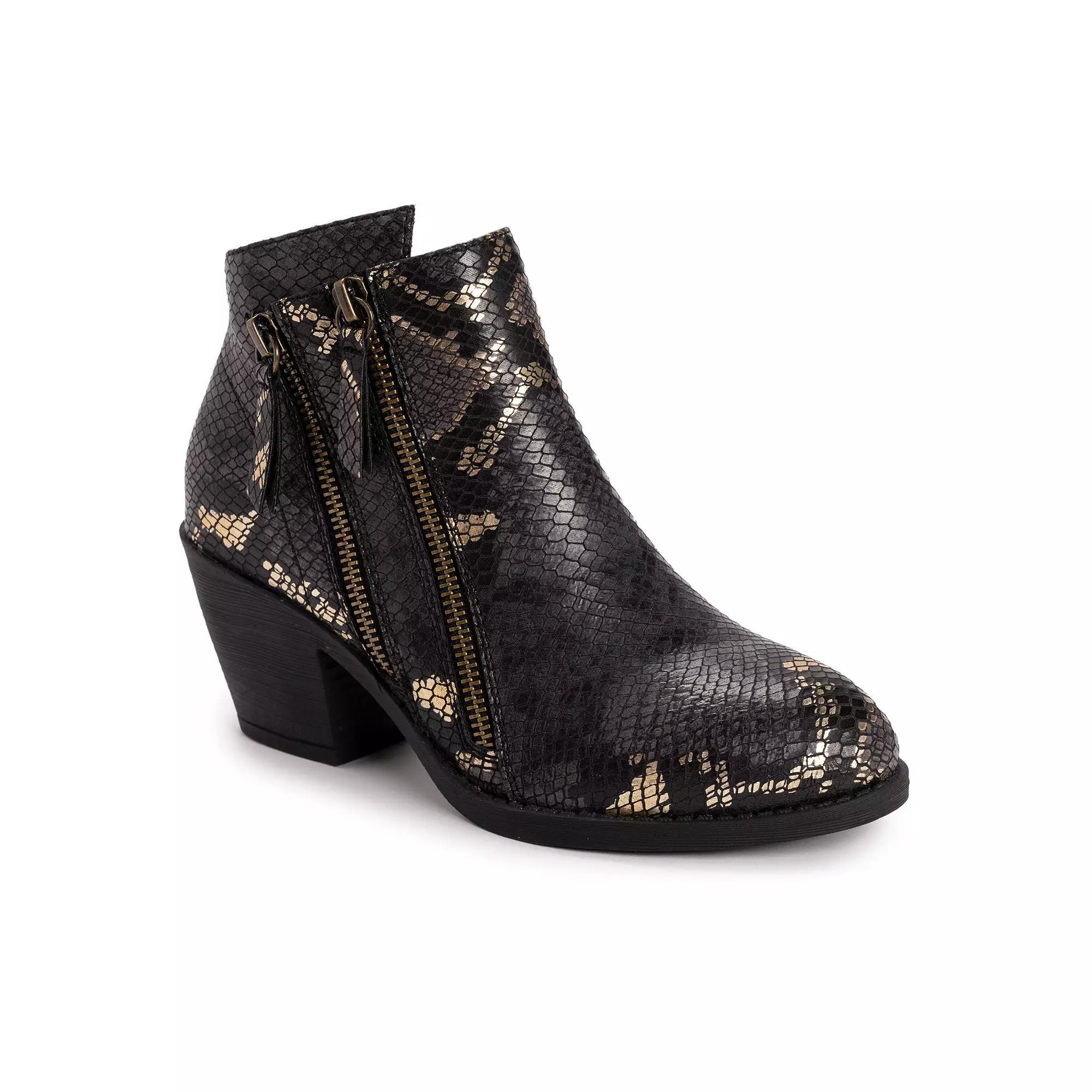 MUK LUKS Yellowstone Yardley Womens Boots Product Image