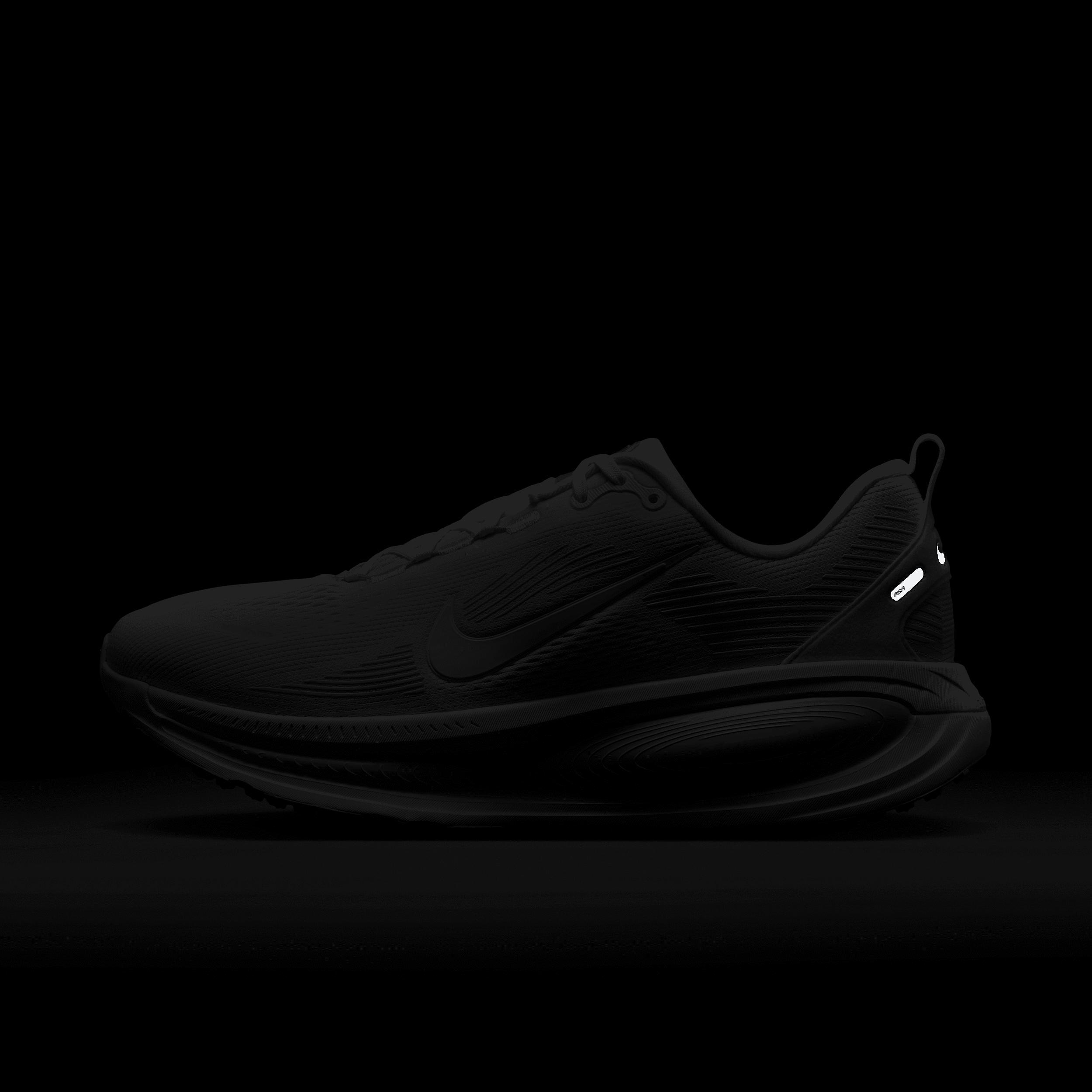 Nike Men's Vomero 18 Road Running Shoes Product Image