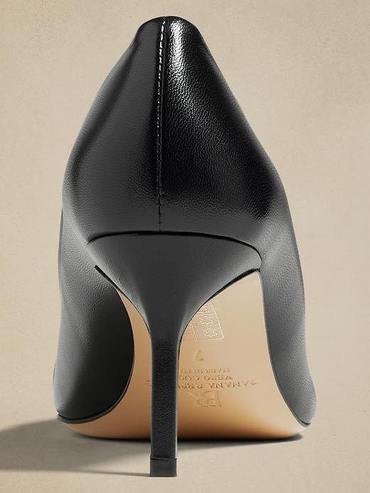 Arden Mid-Heel Leather Pump Product Image