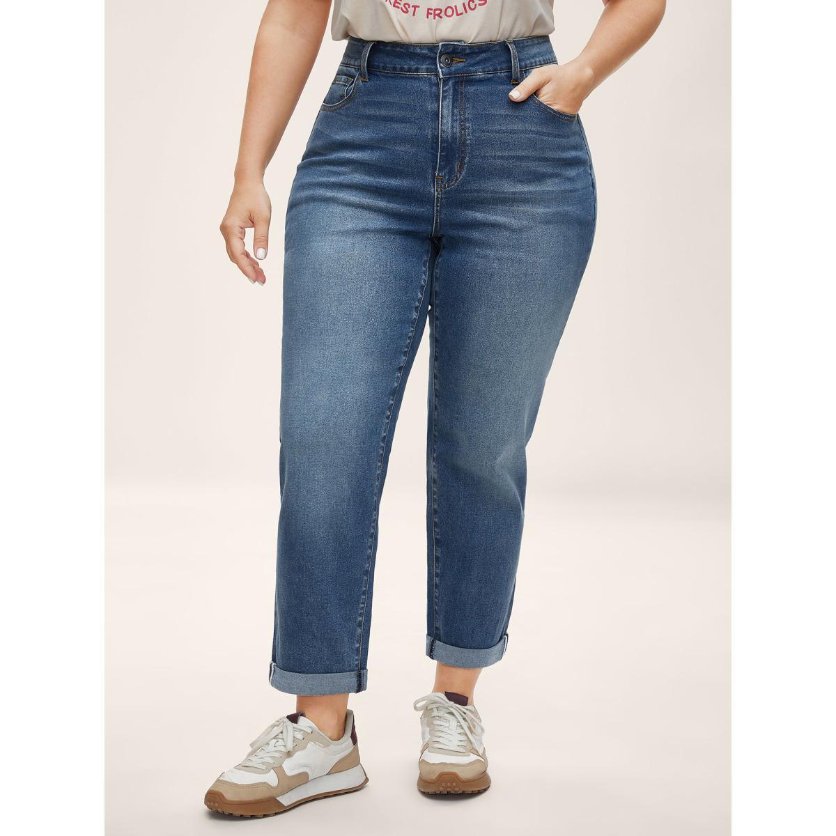 Plus Size Classic Pockets Boyfriend Jeans Women Midblue Slanted pocket Jeans BloomChic 16/1X Product Image