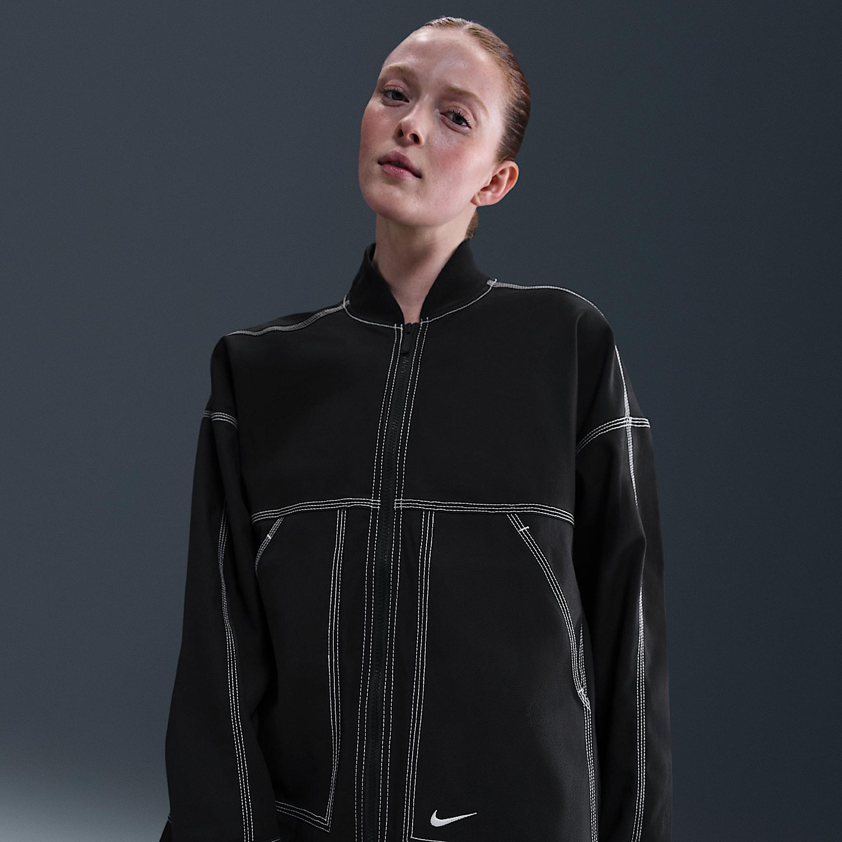 Nike Sportswear Women's Oversized Graphic Cargo Jacket Product Image