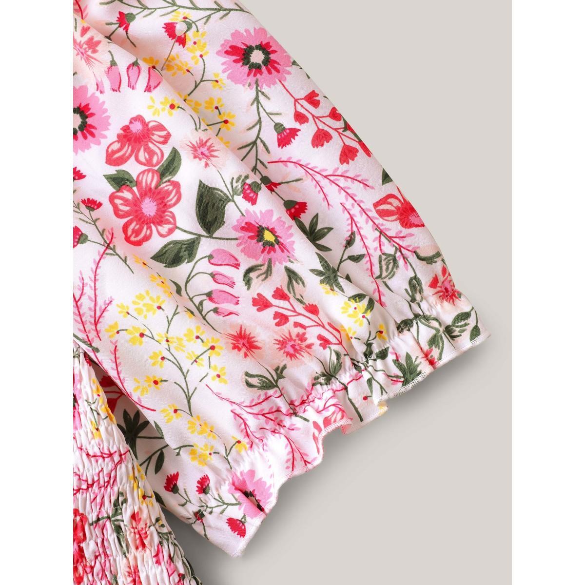 Plus Size Shirred Floral Print Pockets Maxi Dress WhiteSmoke Women Square Neck Short sleeve Curvy BloomChic 28/5X Product Image