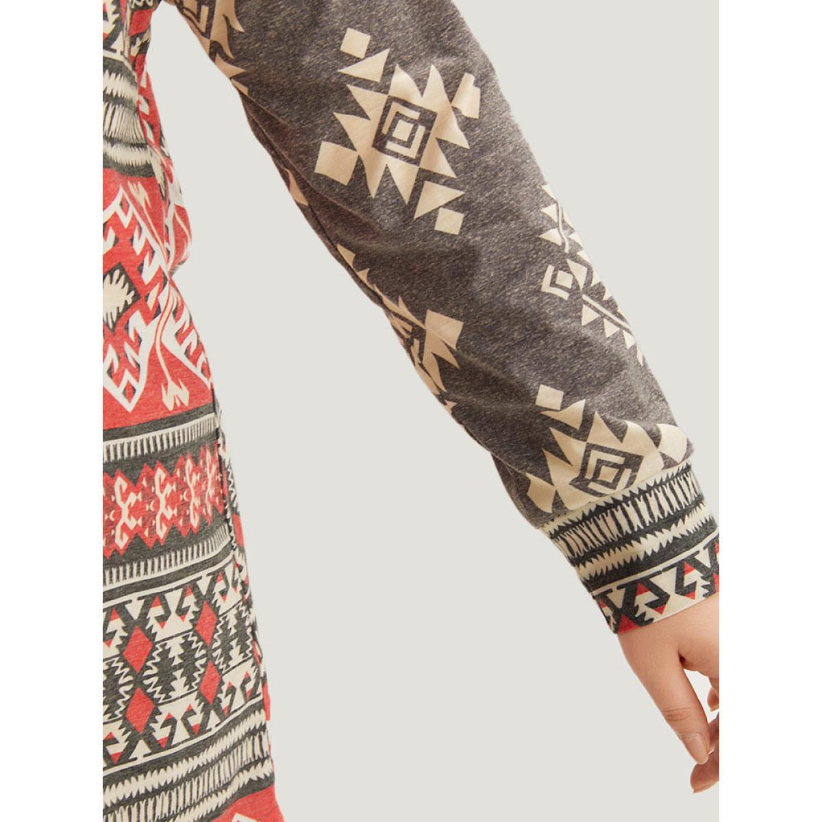 Plus Size Boho Print V Neck T-shirt DarkGray Women Casual Printed Bohemian Print V-neck Dailywear T-shirts BloomChic 12/L Product Image