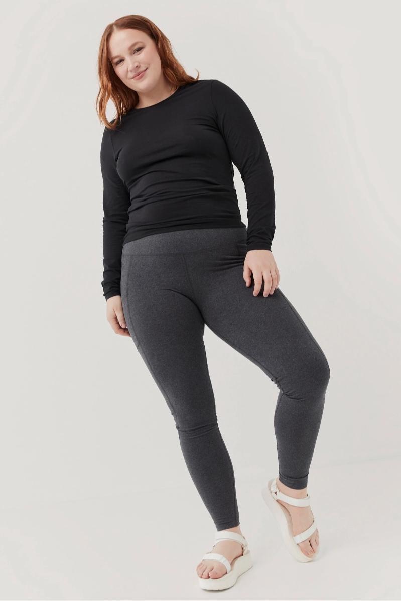 Women’s Cool-Stretch Long Sleeve Tee Female Product Image