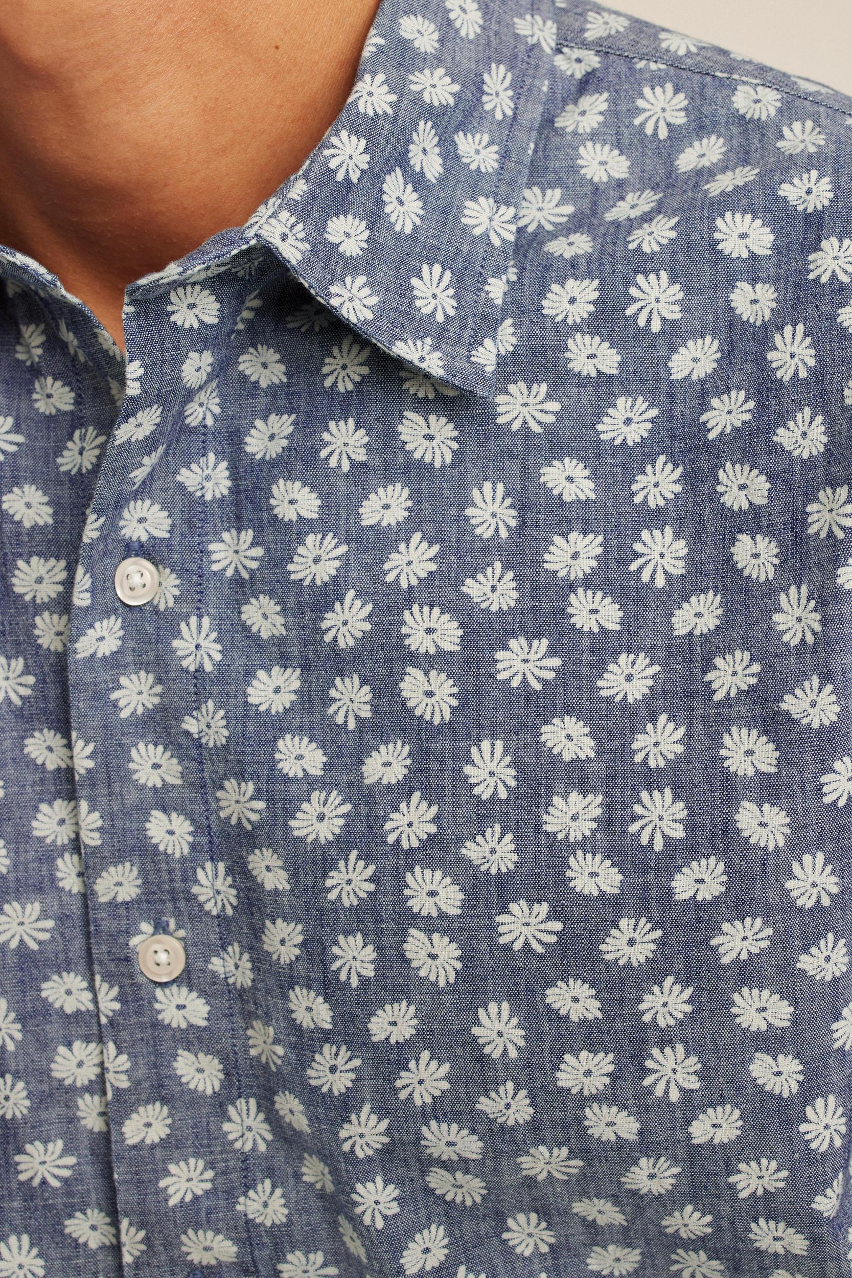Riviera Short Sleeve Shirt Product Image