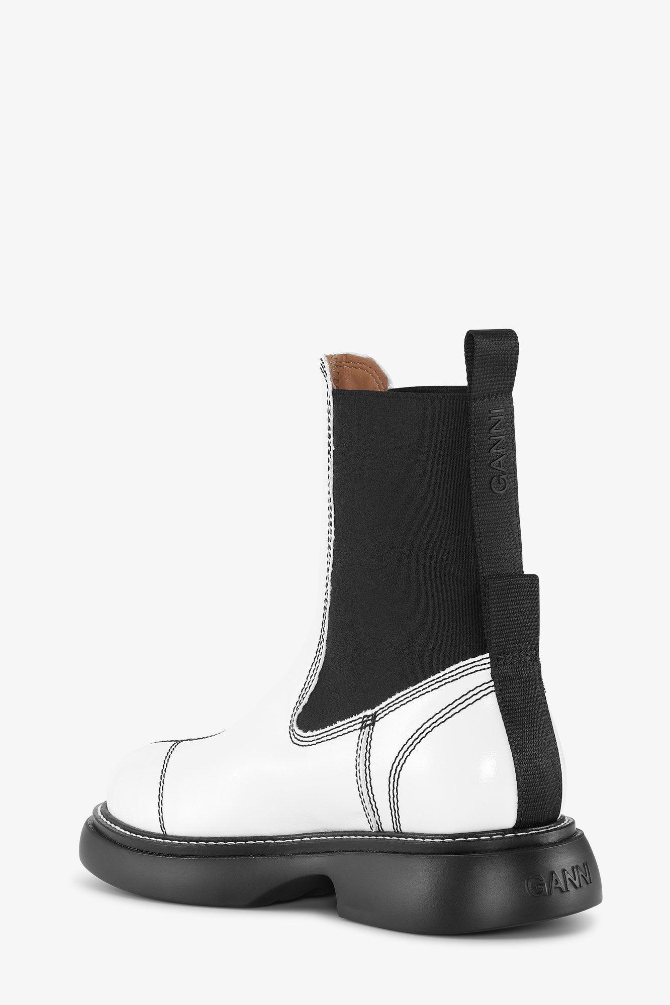 Off-White Everyday Mid Chelsea Boots Product Image