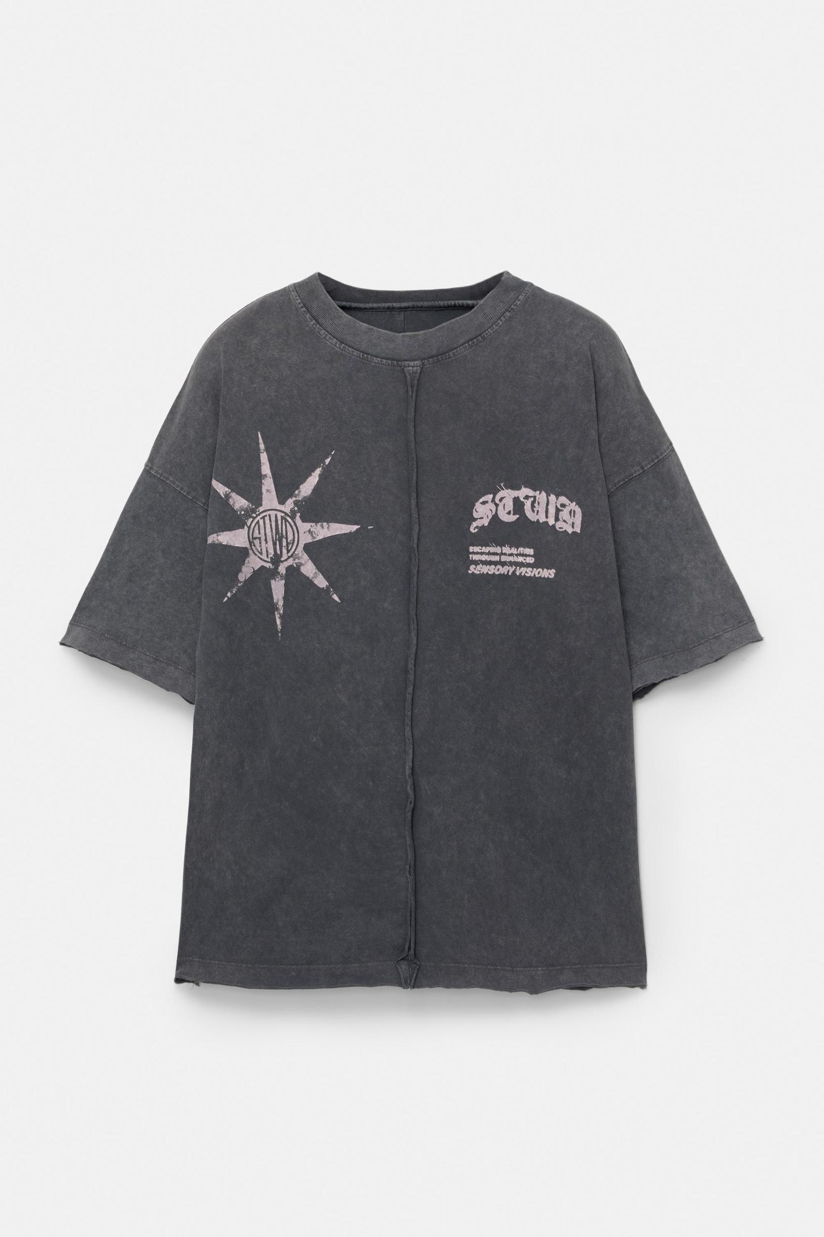 Distressed short sleeve T-shirt Product Image
